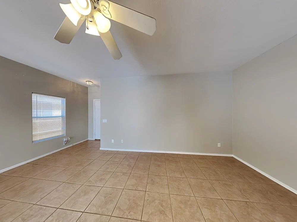 15438 W Port Au Prince Ln - Photo 2 of 13