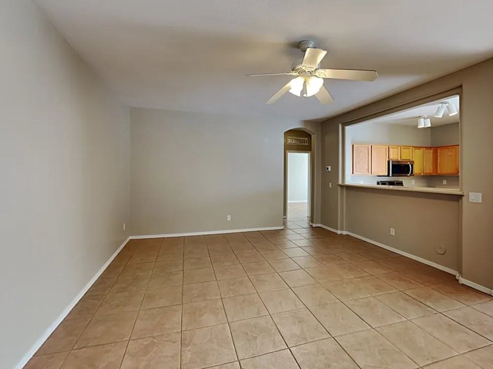 15438 W Port Au Prince Ln - Photo 4 of 13