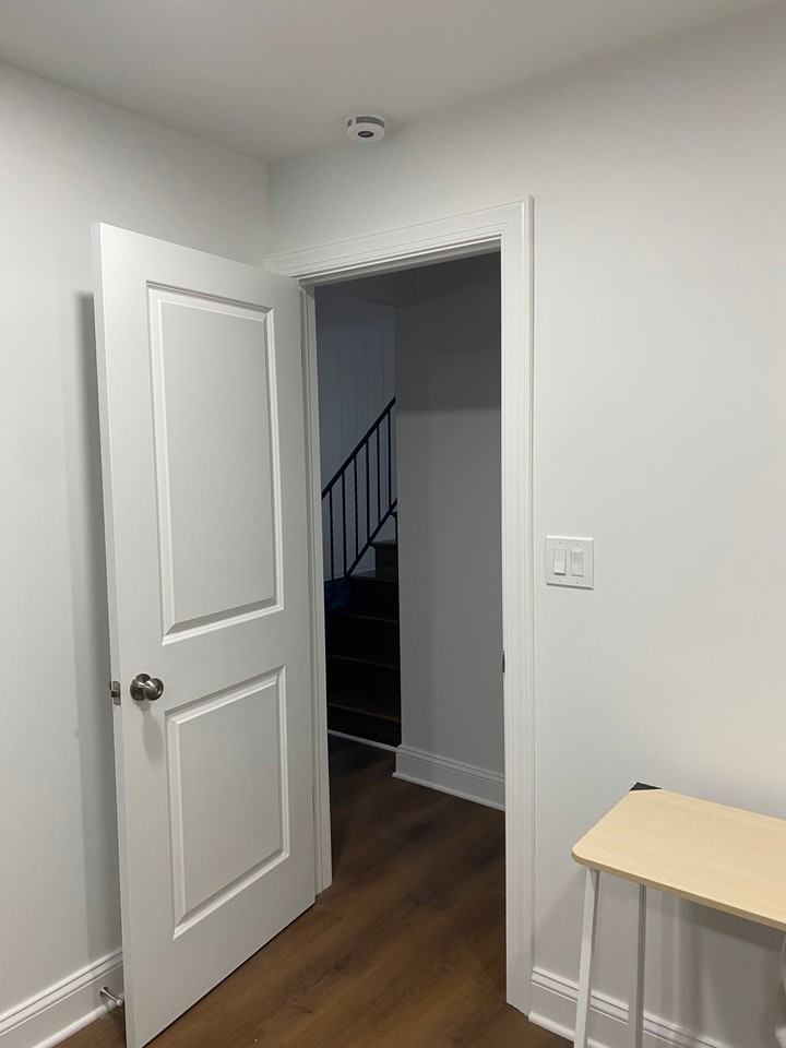 2402 Parkers Ln - Photo 3 of 10