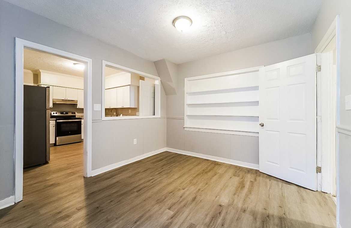 189 N Sunset Ter - Photo 2 of 15