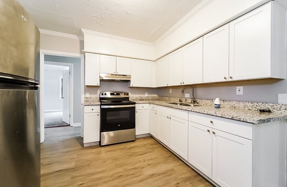 189 N Sunset Ter - Photo 4 of 15