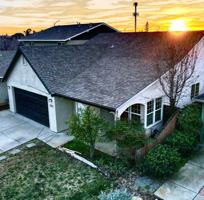 featured image of 2811 Vistamont Way
