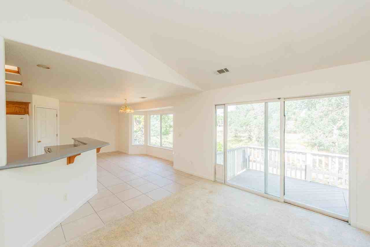 188 Woodcliff Dr - Photo 2 of 47