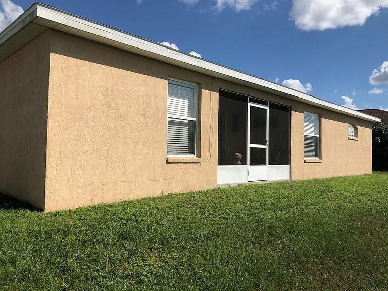 1368 Laurel Glen Dr - Photo 3 of 12