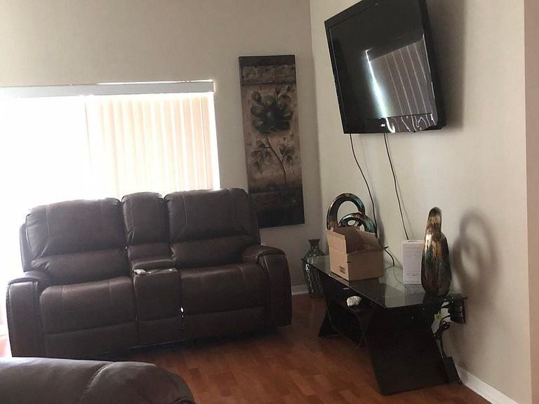 1368 Laurel Glen Dr - Photo 5 of 12