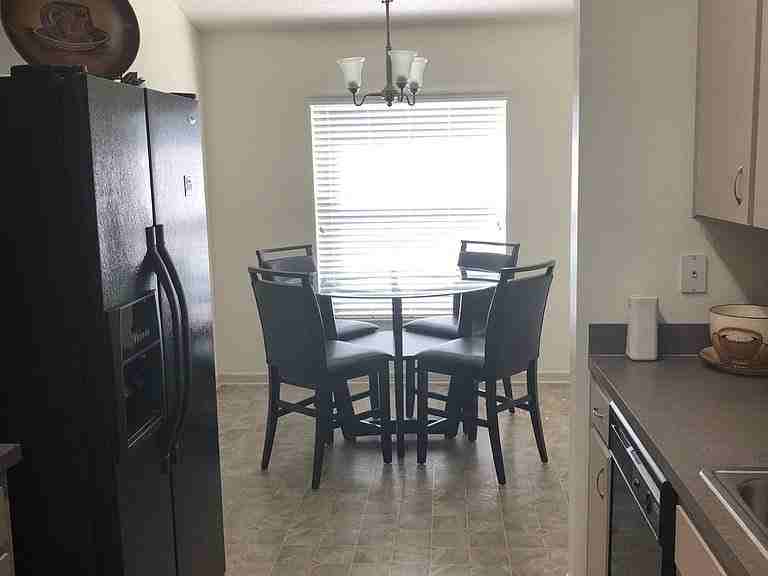 1368 Laurel Glen Dr - Photo 6 of 12