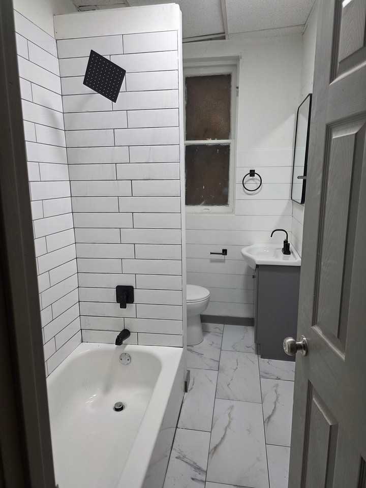 3711 Minnesota Ave - Photo 2 of 8