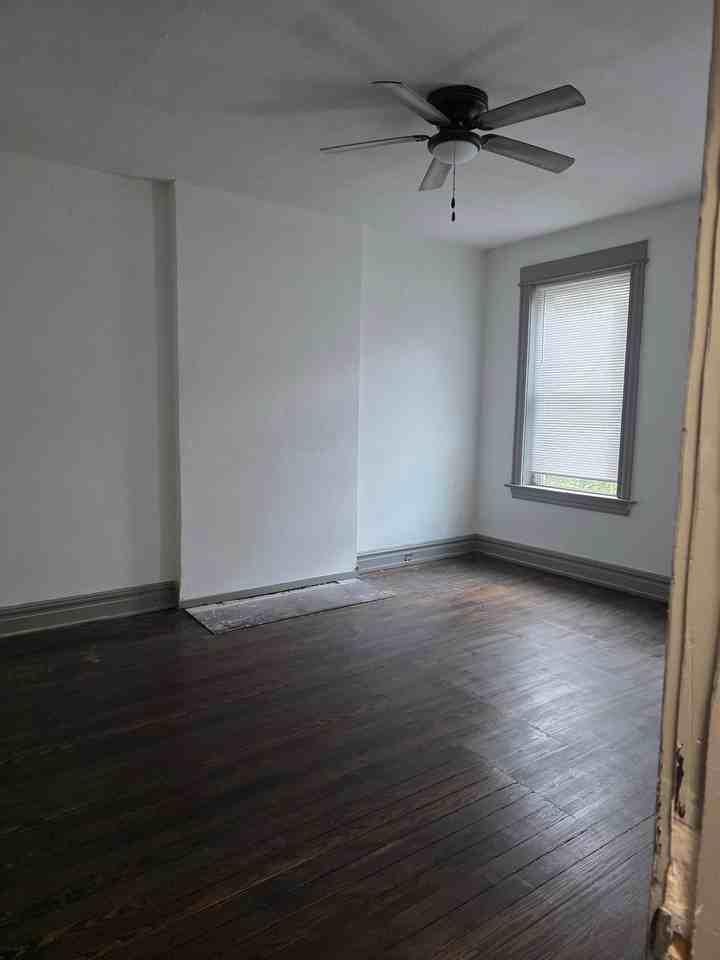 3711 Minnesota Ave - Photo 6 of 8