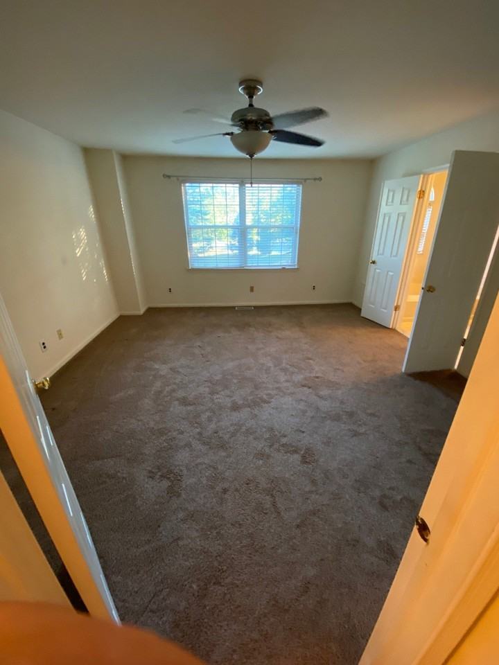 121 Lamplighter Ct - Photo 7 of 15
