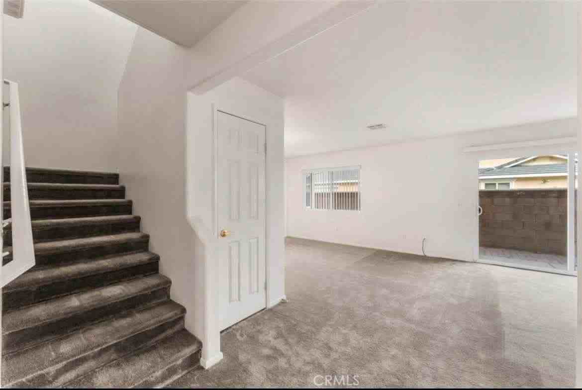 1953 Marie Ave #B - Photo 2 of 8
