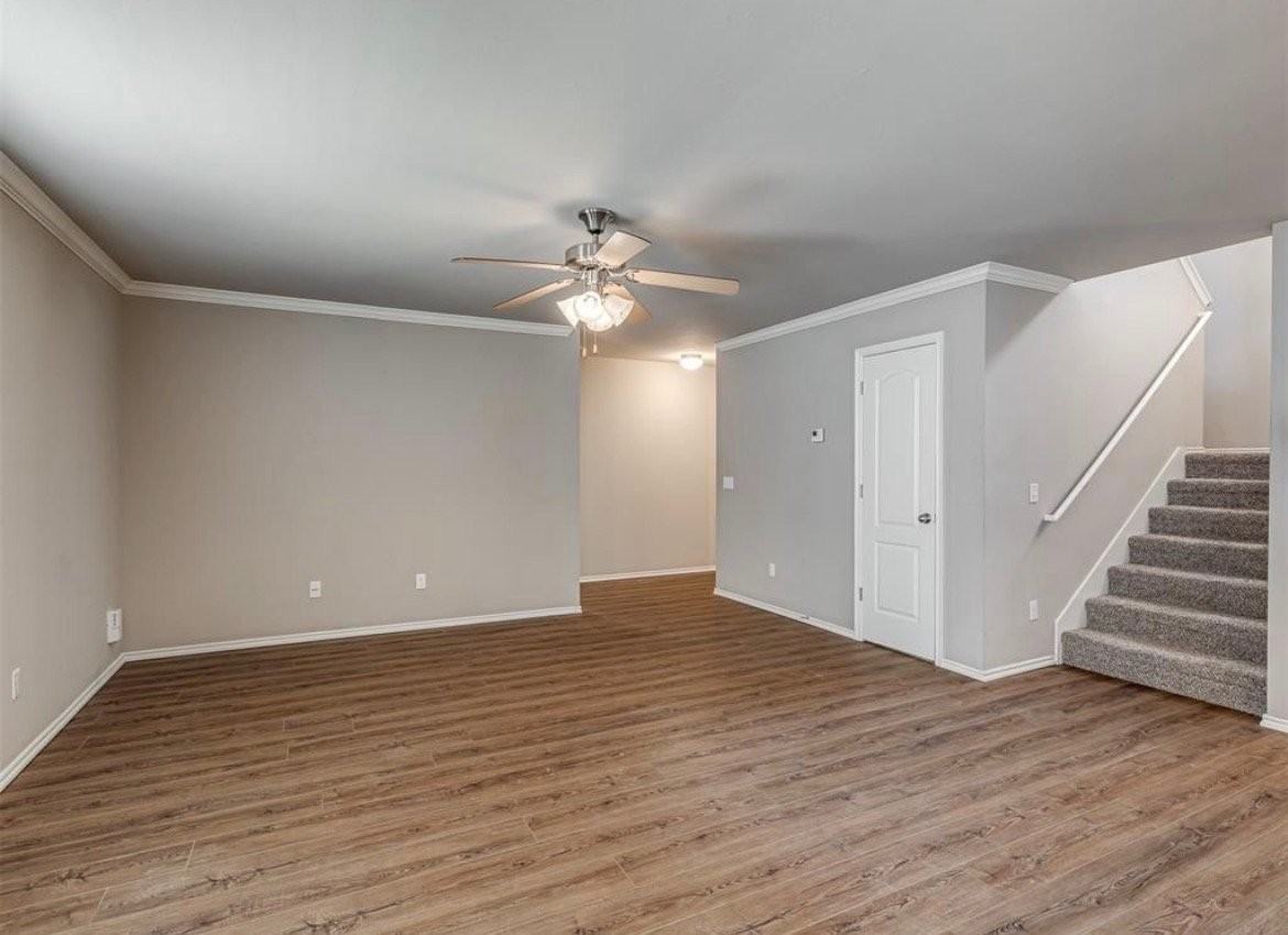 9616 Gabriel Dr - Photo 3 of 6