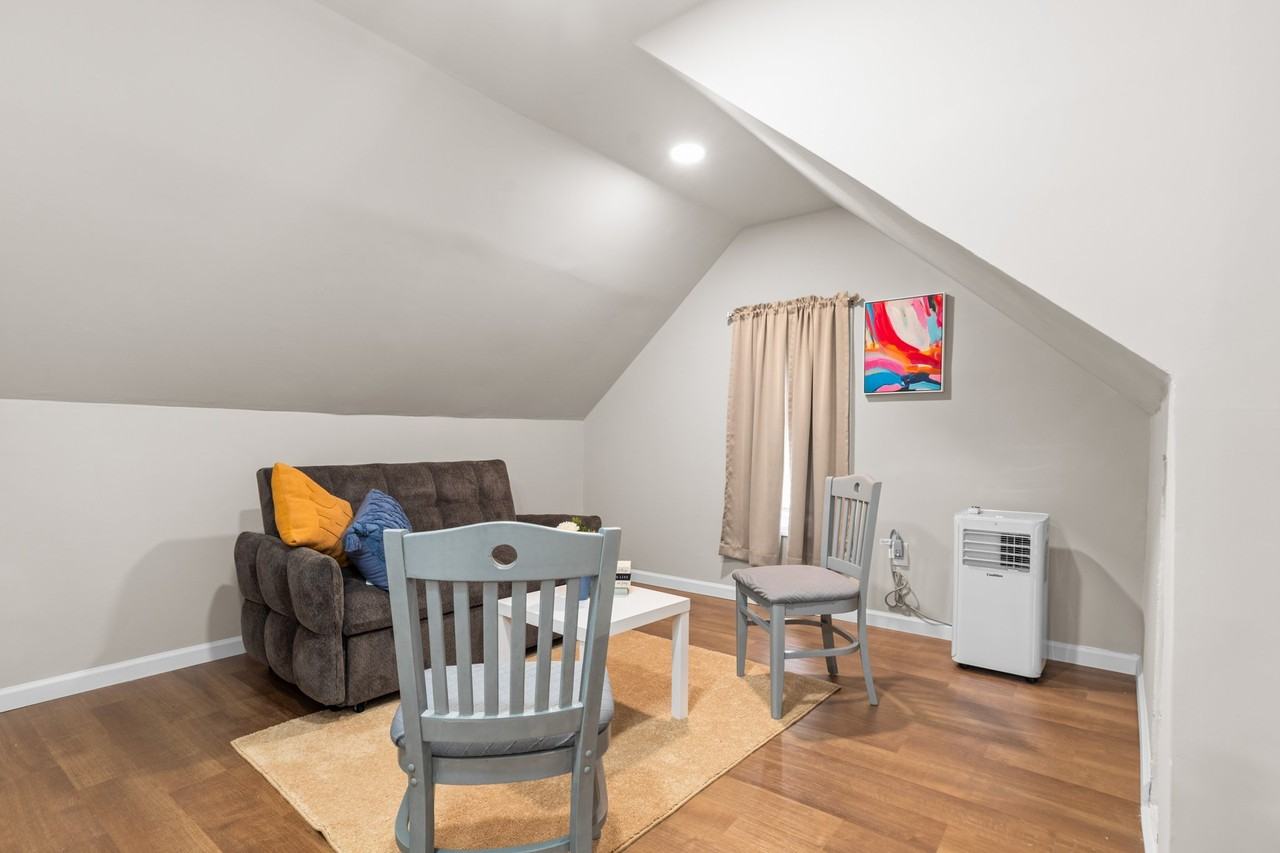 136 Prospect Ave #2FL - Photo 4 of 19