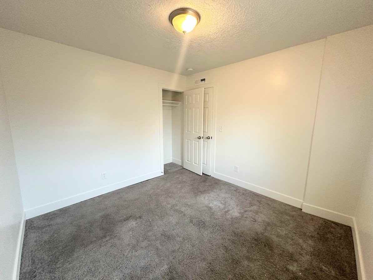 435 Sw #A - Photo 5 of 24
