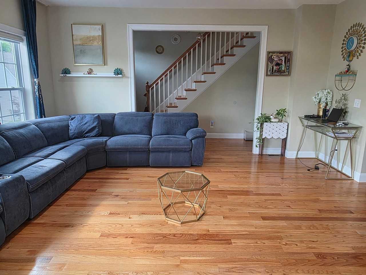 304 Hunting Hill Dr - Photo 2 of 35