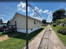 featured image of 481 Oakwood Ave