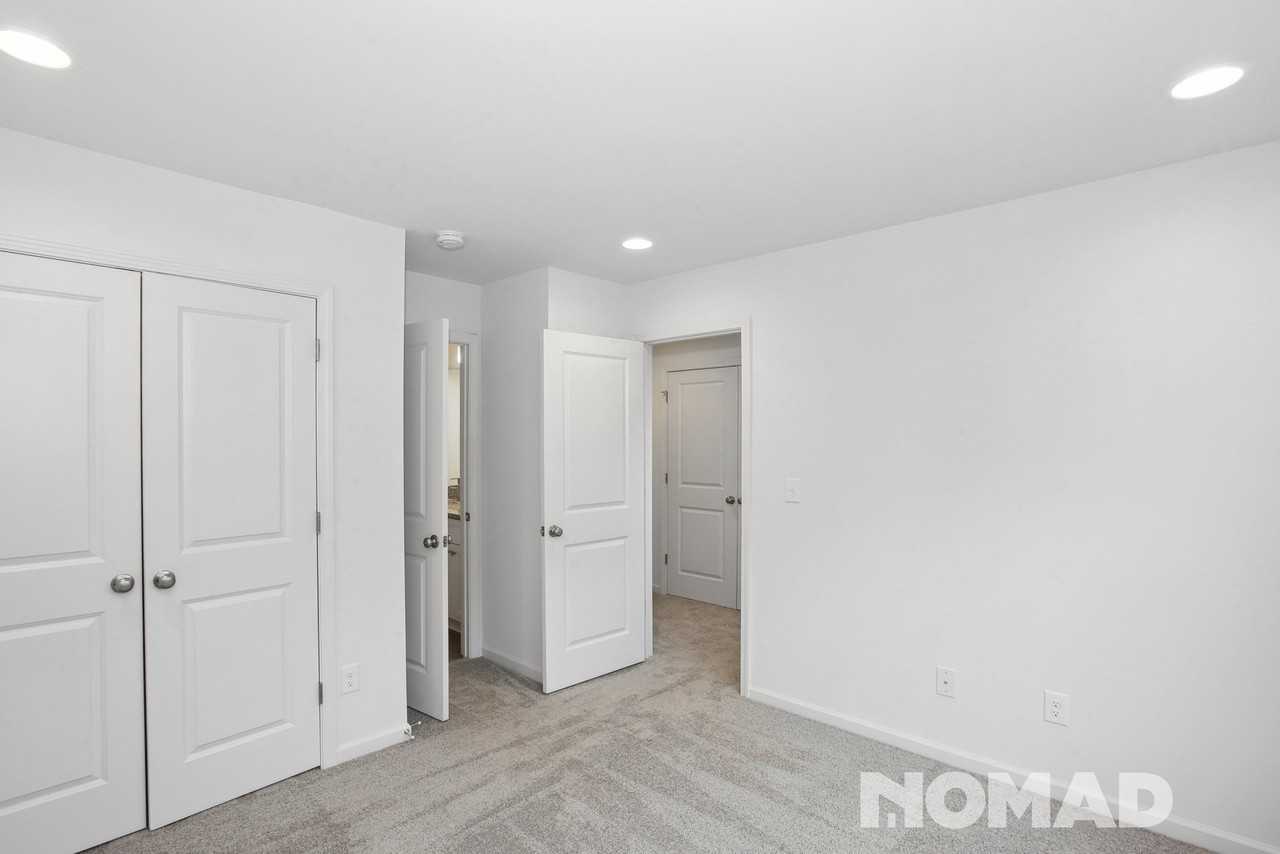 2117 Gemway Dr - Photo 3 of 17