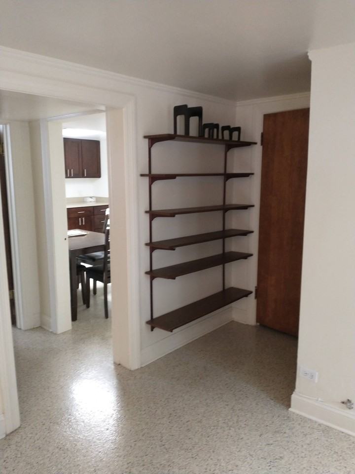 5260 W Foster Ave - Photo 3 of 12