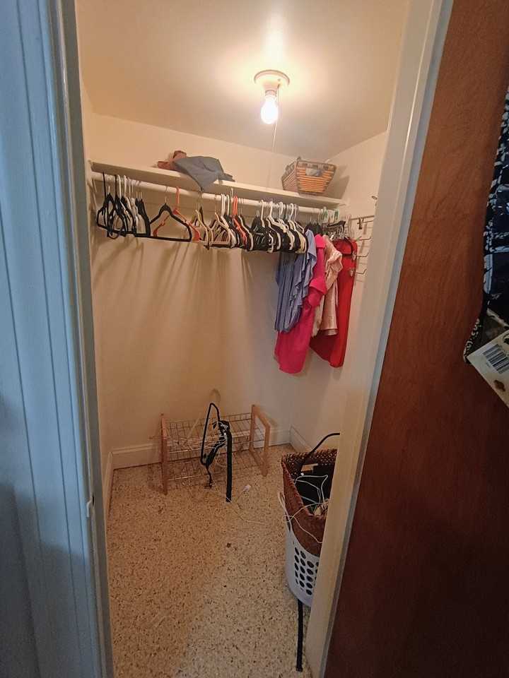 5260 W Foster Ave - Photo 7 of 12