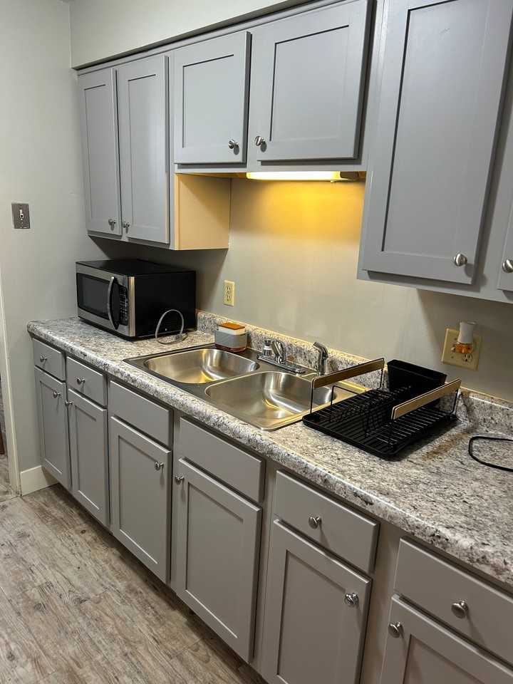 4026 N Illinois Ave #2 - Photo 5 of 10