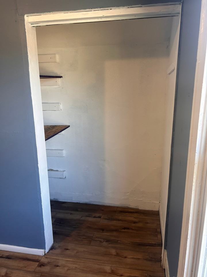 1342 Lafayette Ave Ne #2 - Photo 3 of 10