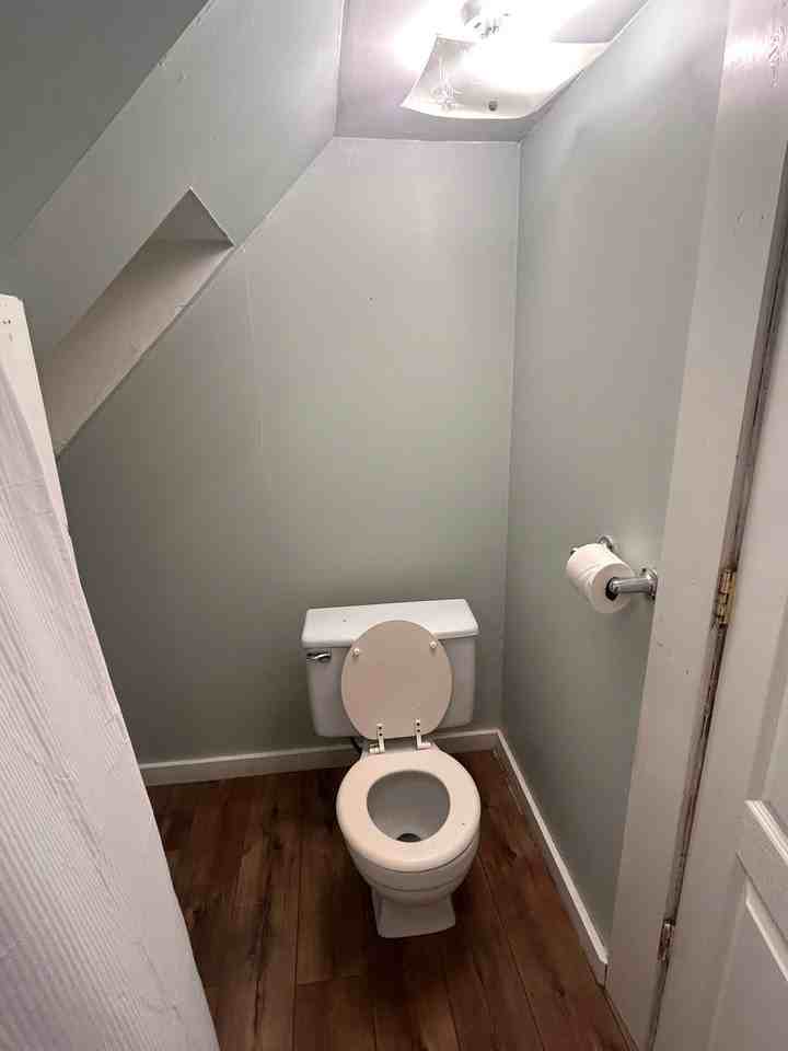 1342 Lafayette Ave Ne #2 - Photo 6 of 10