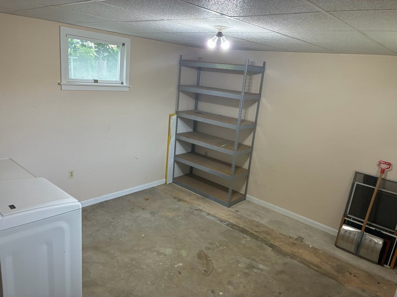 164 S River St #B - Photo 6 of 20