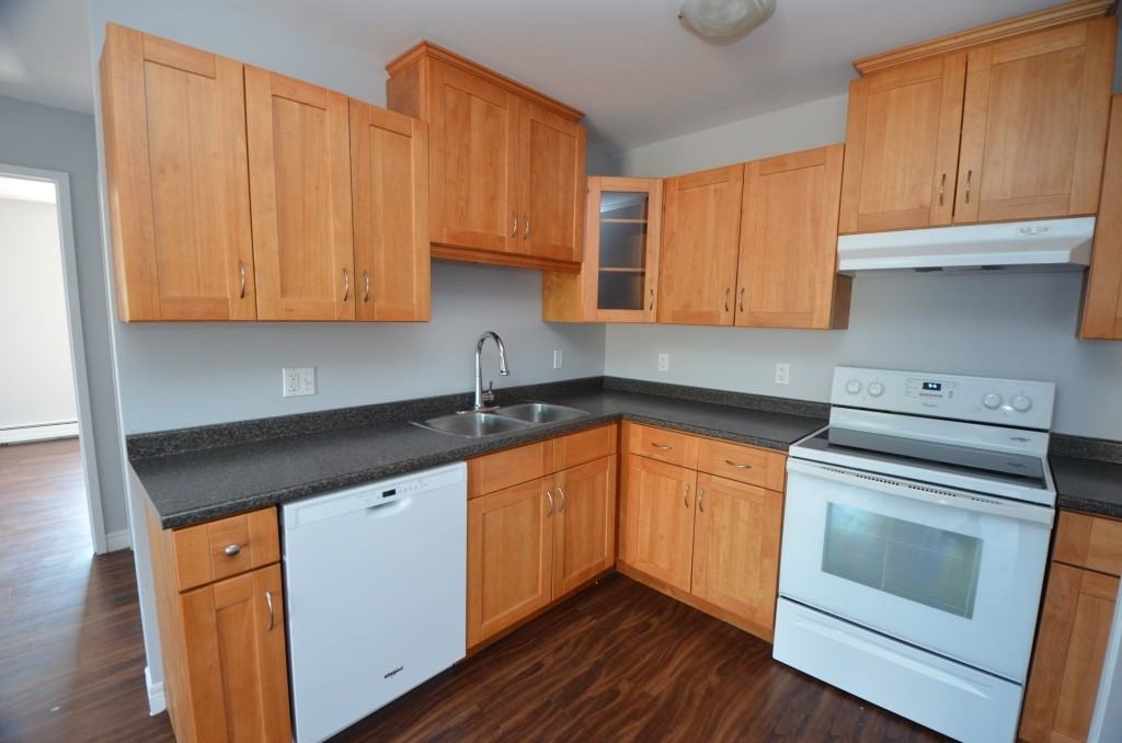 245 Niagara Street #8 - Photo 3 of 18