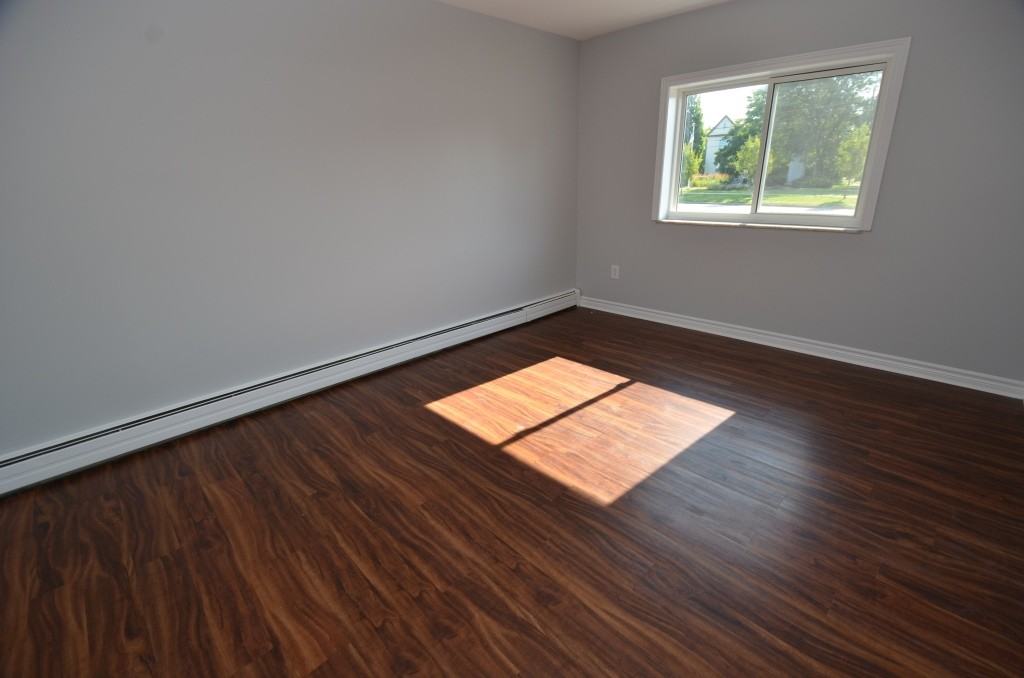 245 Niagara Street #8 - Photo 5 of 18