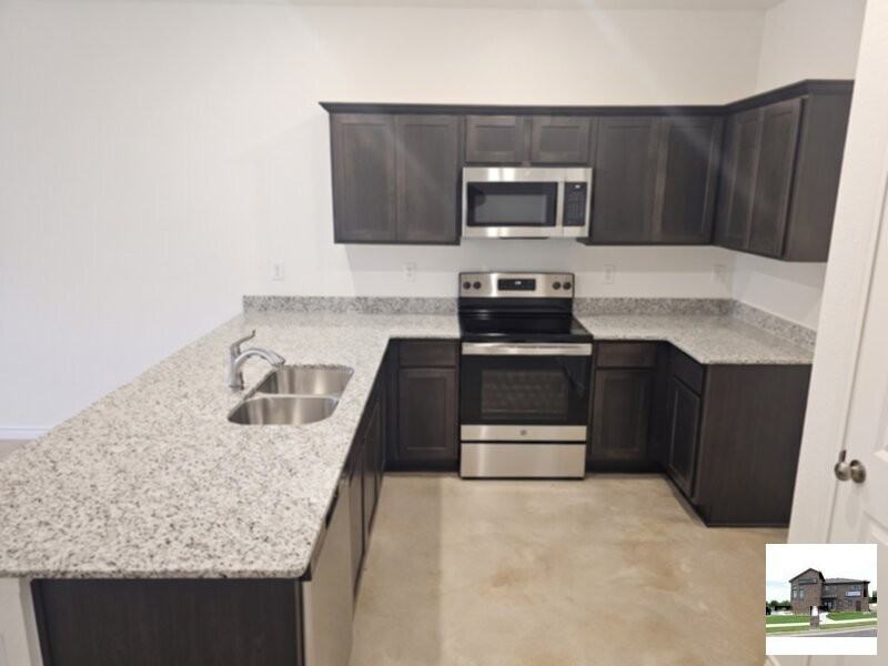 1309 Concord Dr #A - Photo 3 of 34