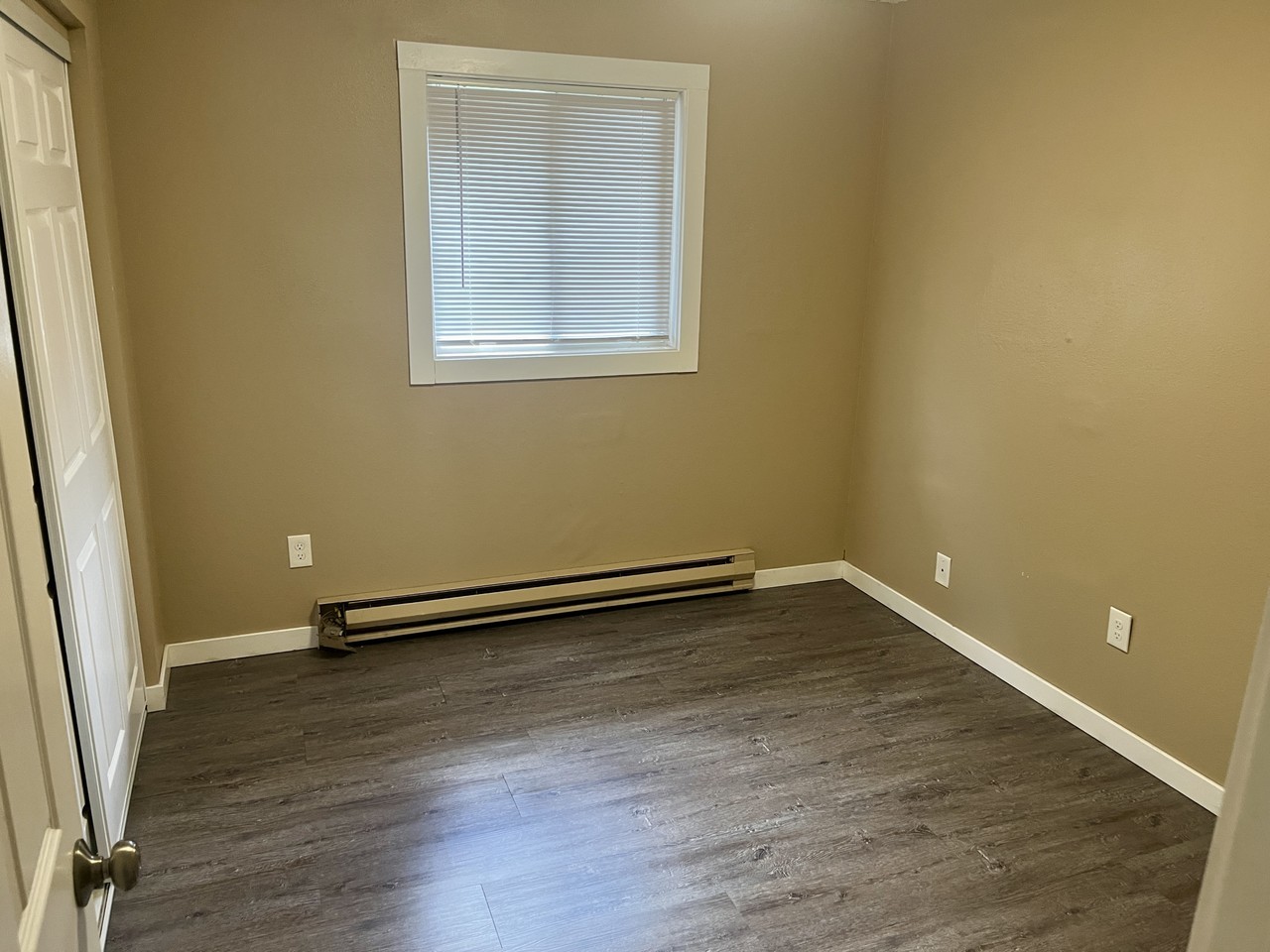 179 Glenwood Dr #C - Photo 6 of 7