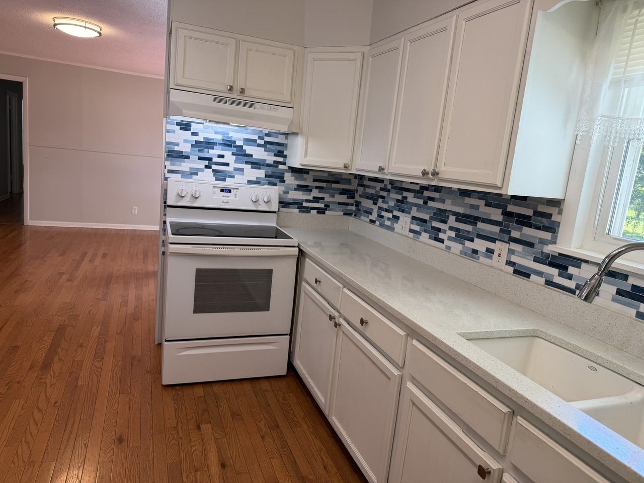 4001 Laurel Dr Nw #NA - Photo 3 of 15