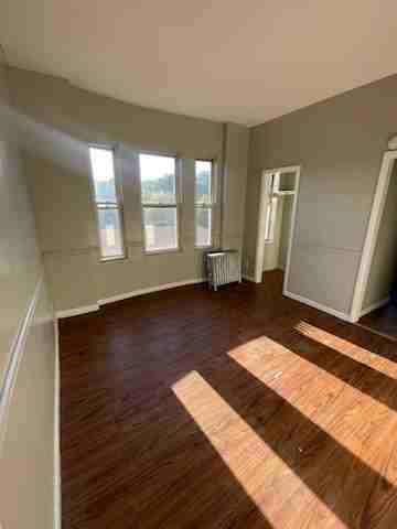491 Clinton Ave #12 - Photo 3 of 9