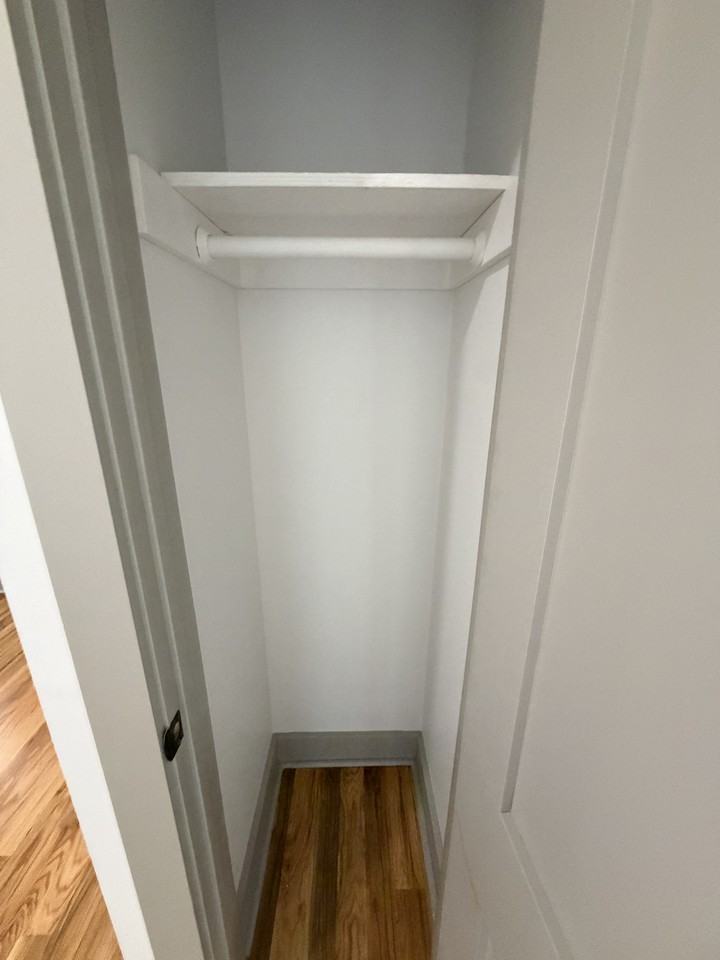 181 Baldwin Ave #2R - Photo 6 of 11