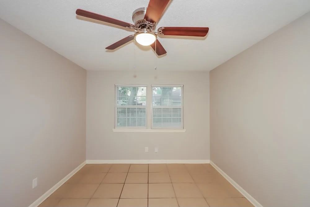 7035 Tullis Dr #NA - Photo 5 of 5