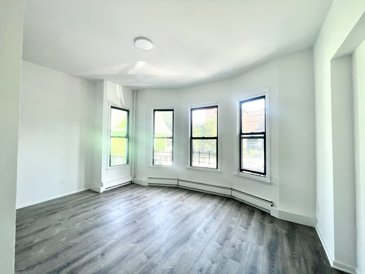 14 Rich Ave #1 - Photo 4 of 12
