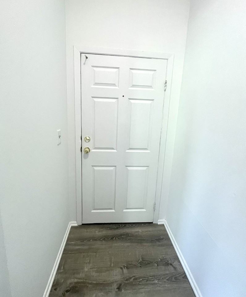 14 Rich Ave #1 - Photo 7 of 12