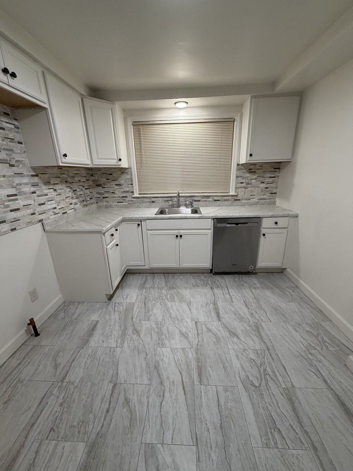 8608 Ward St #NA - Photo 3 of 10