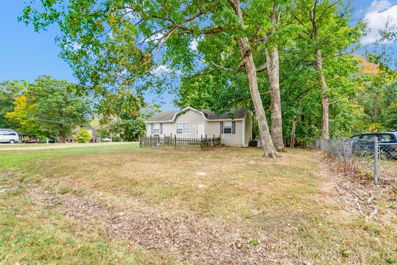 374 Treeland Dr #NA - Photo 3 of 16