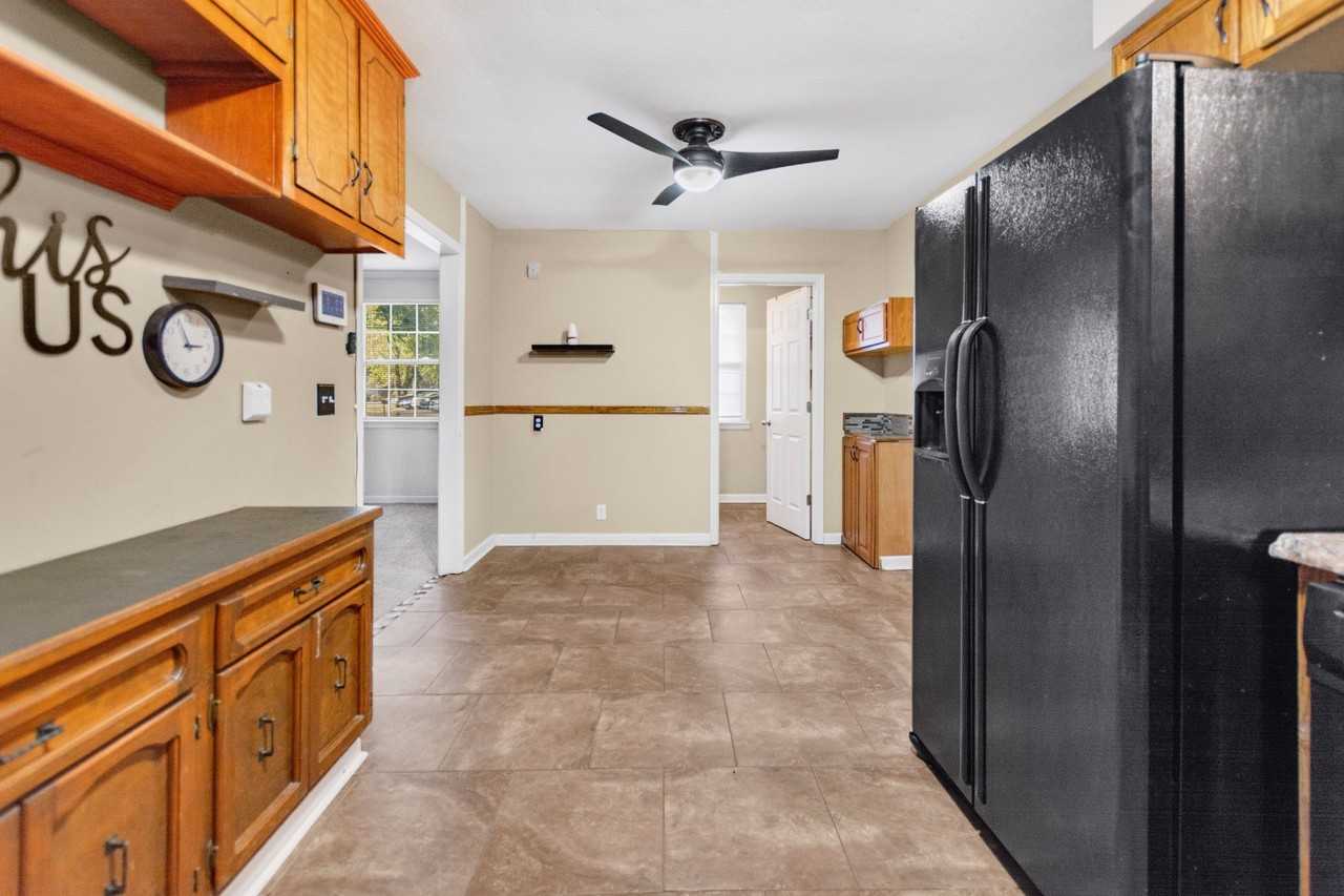 374 Treeland Dr #NA - Photo 7 of 16