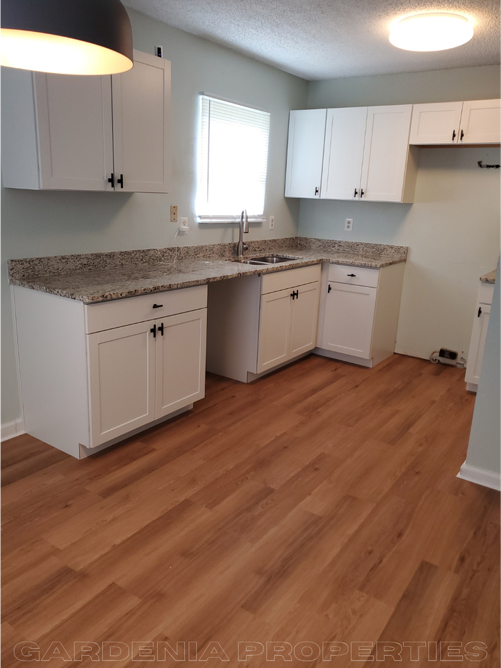 1214 Florida Ave #NA - Photo 5 of 24