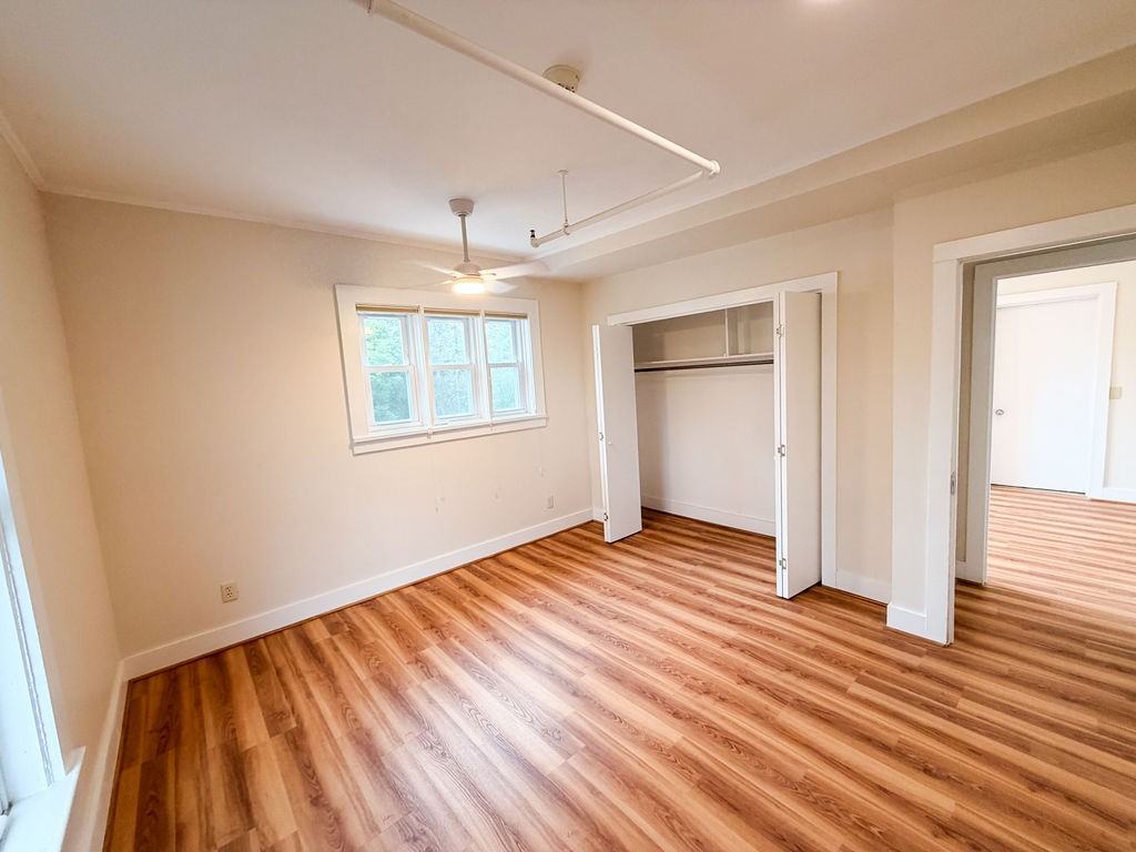 40 E Main St #B - Photo 7 of 14