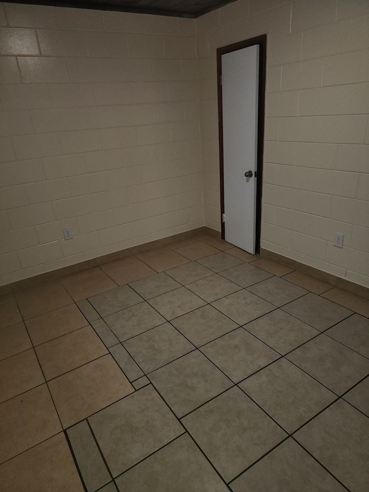 857 Lake Swoope Dr #2 - Photo 6 of 6