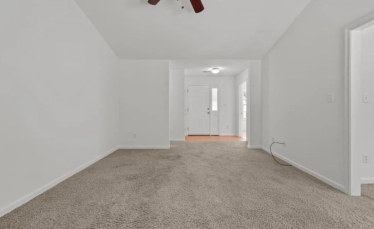6885 Ironwood Cir #NA - Photo 4 of 12