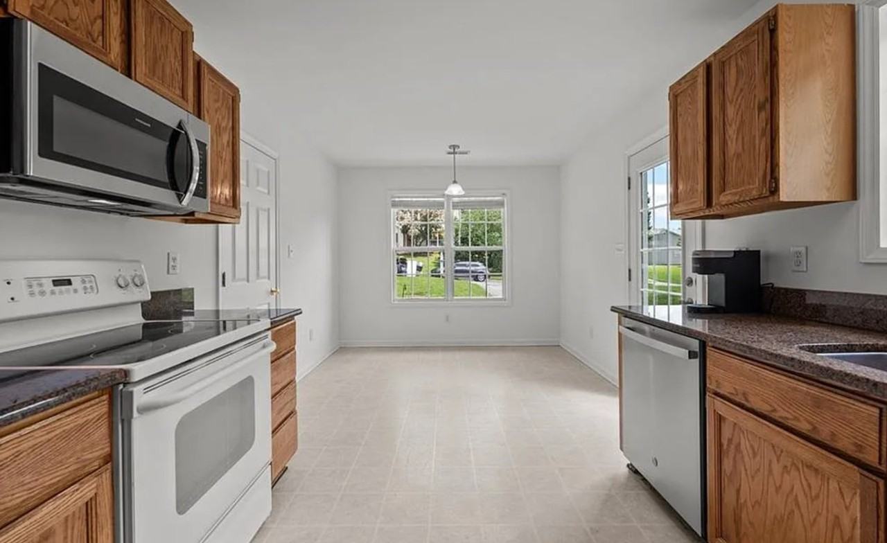 6885 Ironwood Cir #NA - Photo 5 of 12