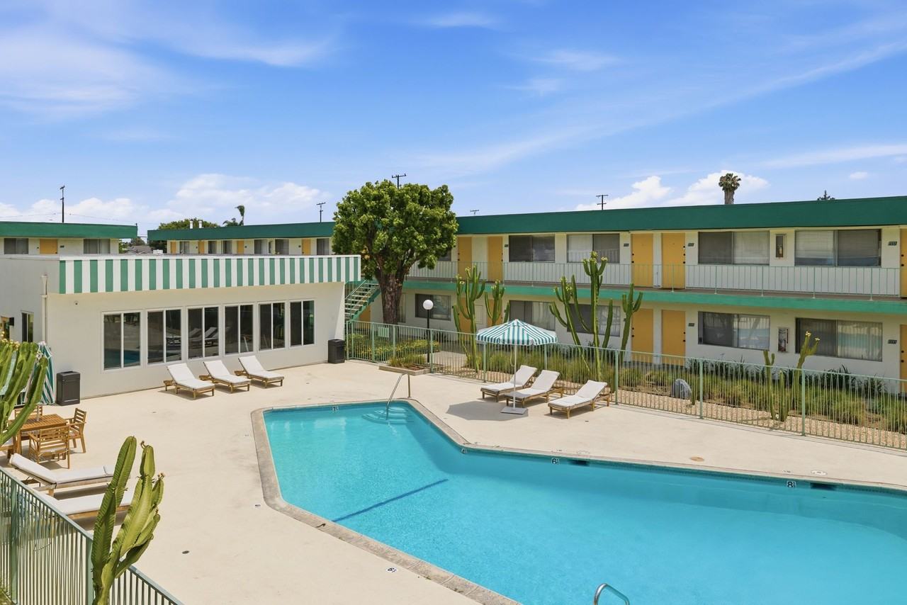 Paloma Apartments - Photo 6 of 35