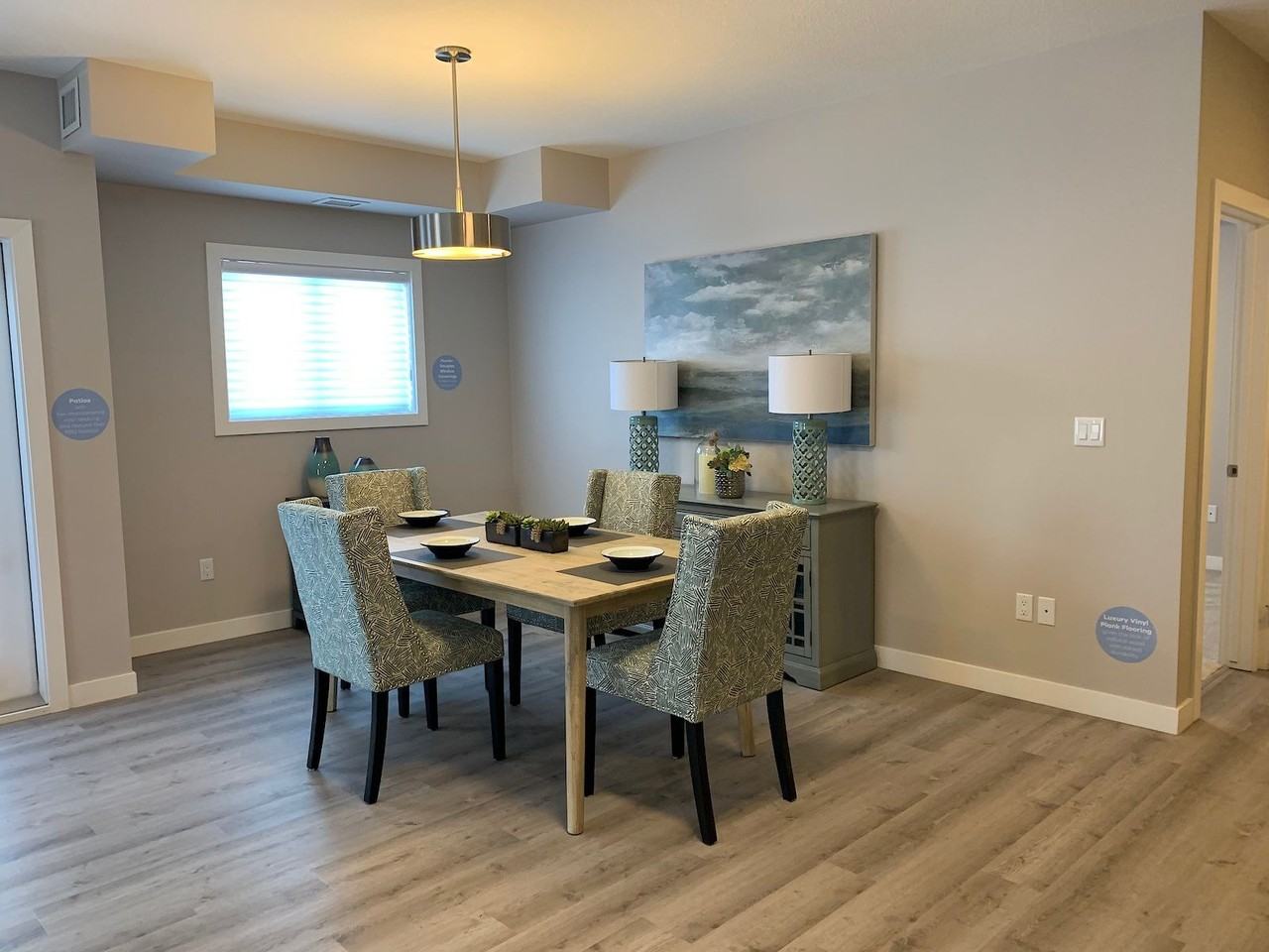 560 Griesbach Parade - Photo 5 of 11