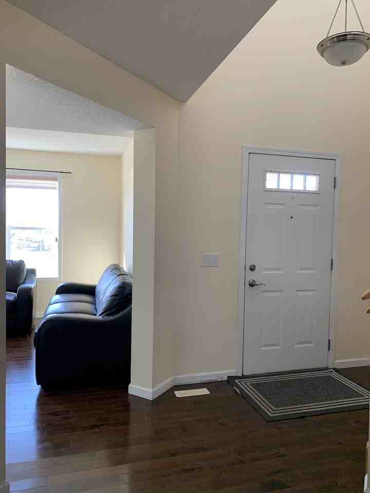 191 Copperfield Grove Se - Photo 3 of 26