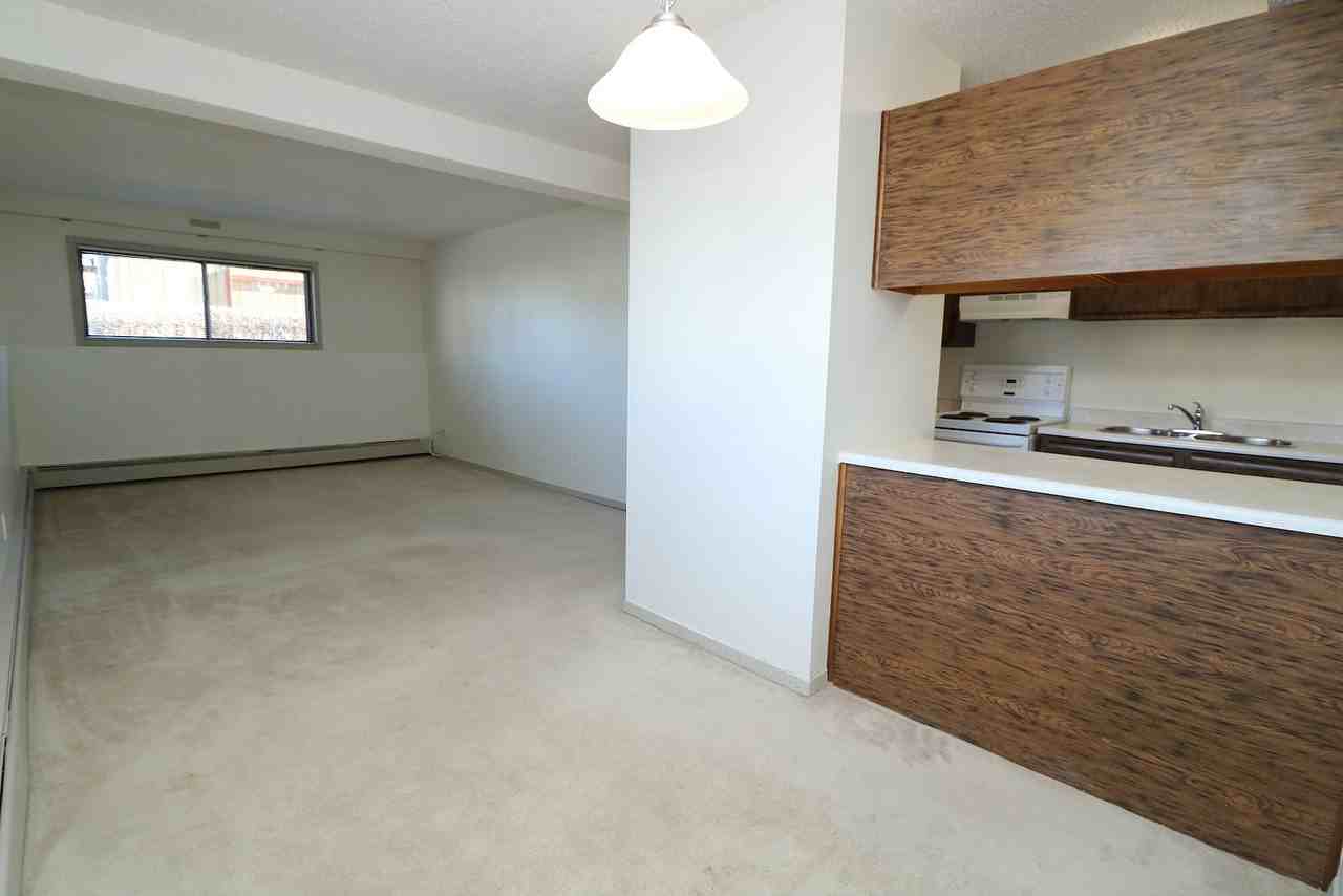 1235 - 1235 Osler Street - Photo 6 of 9