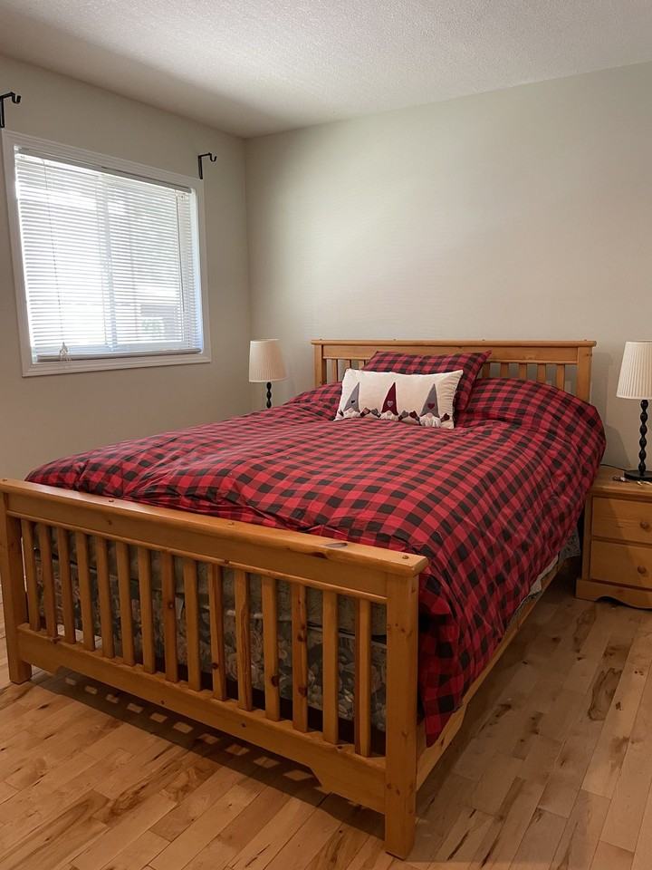 1/2-113A Rundle Dr - Photo 3 of 10