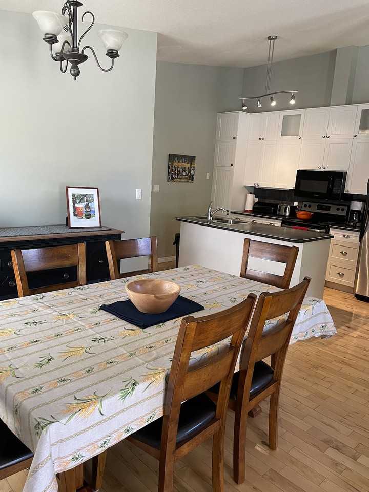 1/2-113A Rundle Dr - Photo 5 of 10